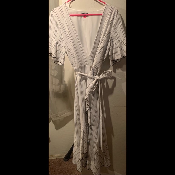 Vince Camuto Wrap dress - Picture 1 of 3